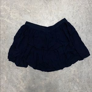 AEO black pleated skirt